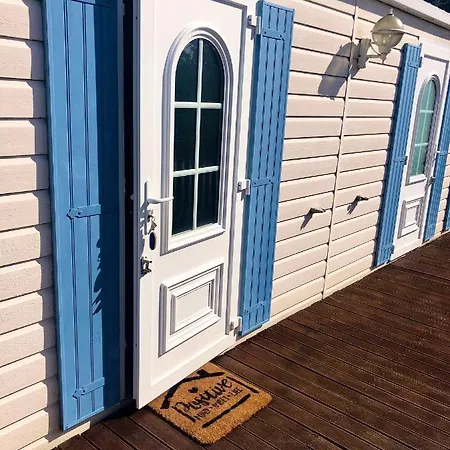 Sunshine Bungalows 펜션 *